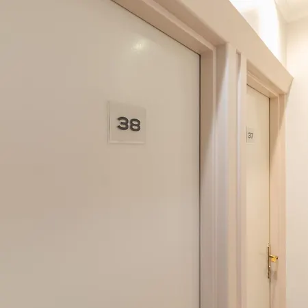 Hotel Riviera Renovated 3*