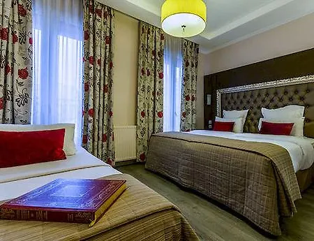 Riviera Renovated 3*