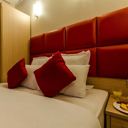 Riviera Renovated 3* Parigi