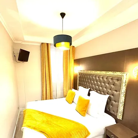 Riviera Renovated