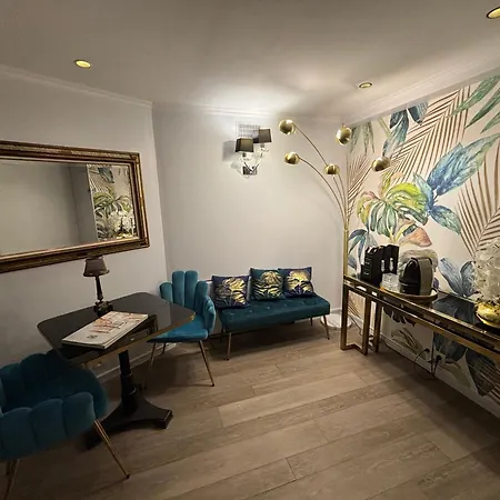 Hotel Riviera Renovated