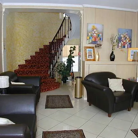 Riviera Renovated Parigi