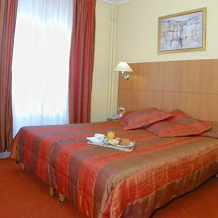 Hotel Riviera Renovated 3*