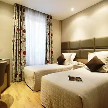 Hotel Riviera Renovated Parigi