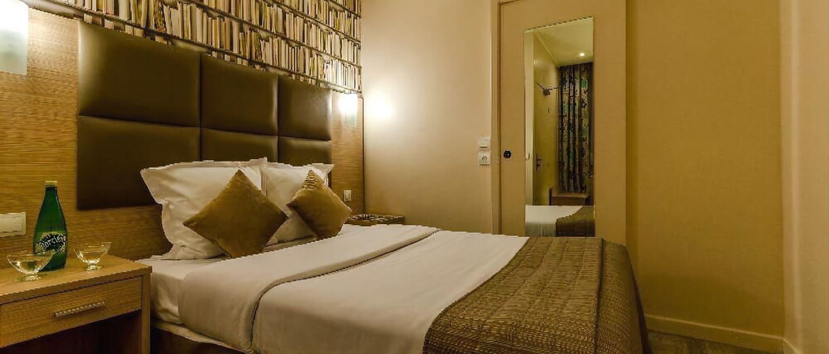 Riviera Renovated Hotel Parigi