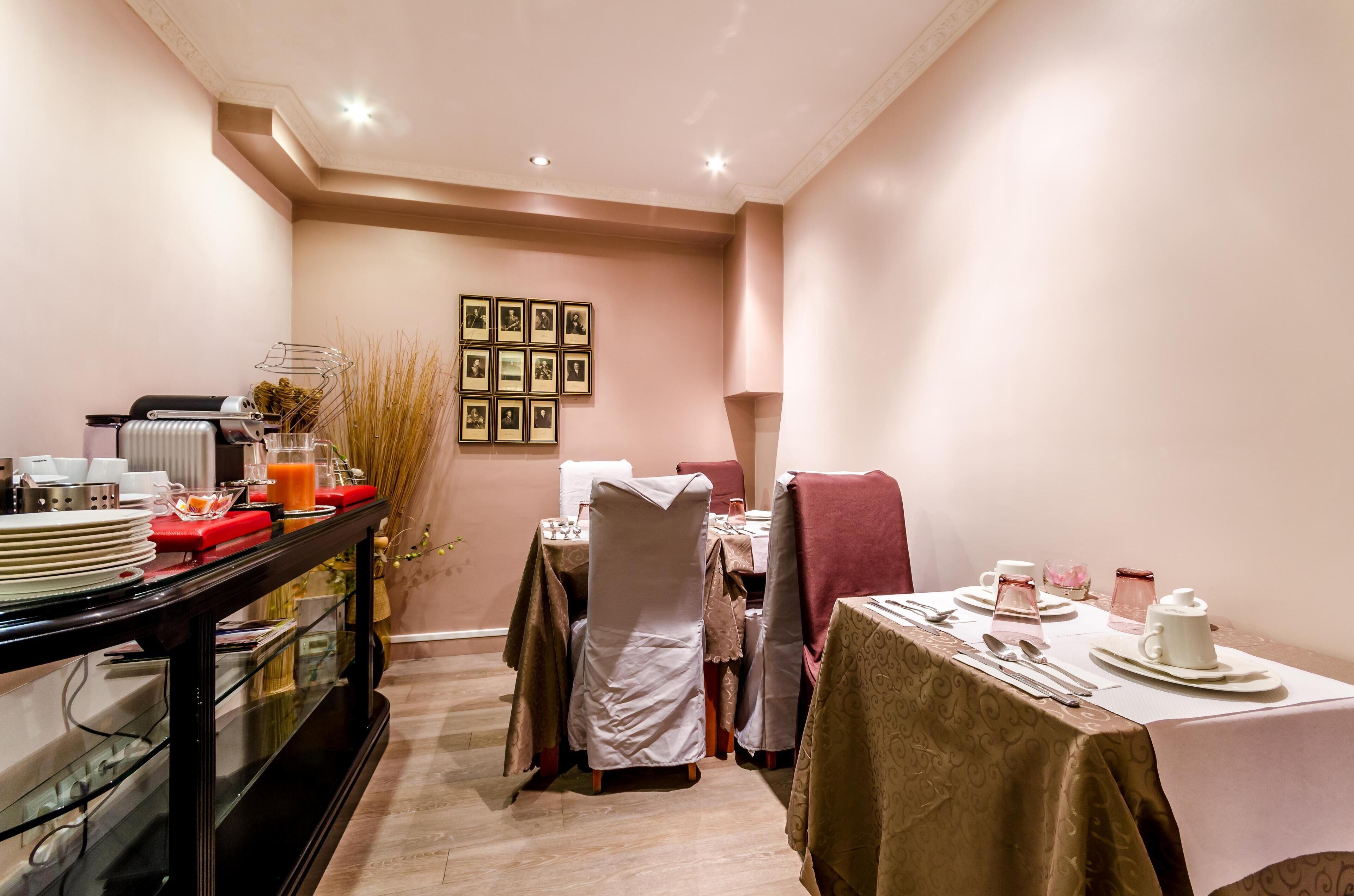 Riviera Renovated Hotel