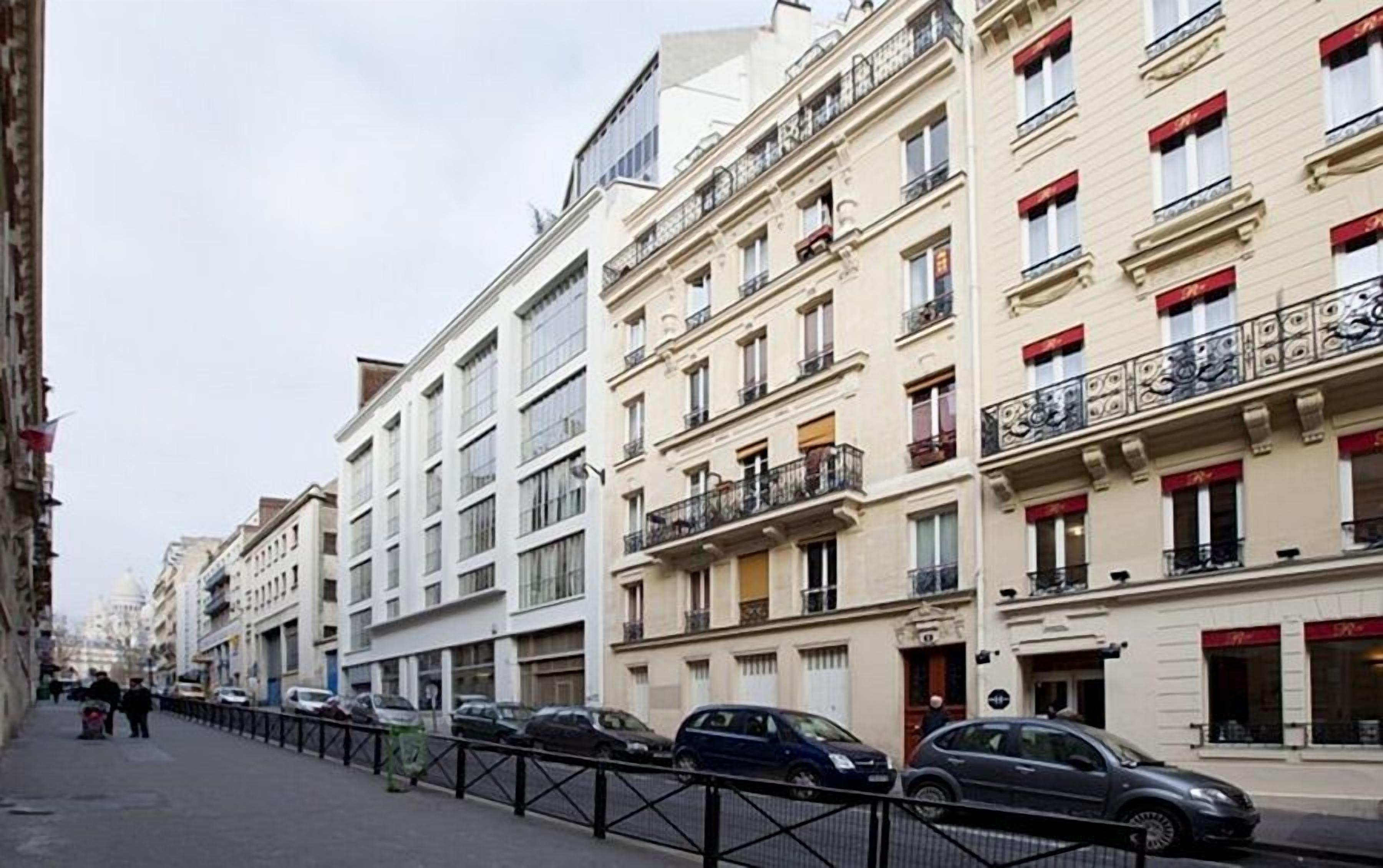 Riviera Renovated Hotel 3*