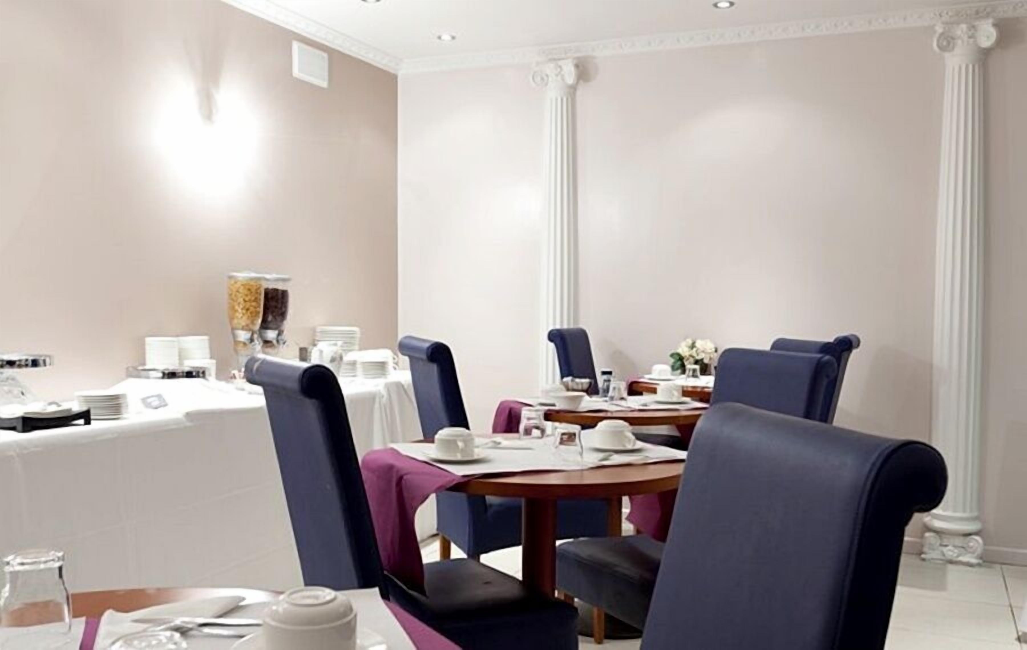 Riviera Opera Cadet Paris