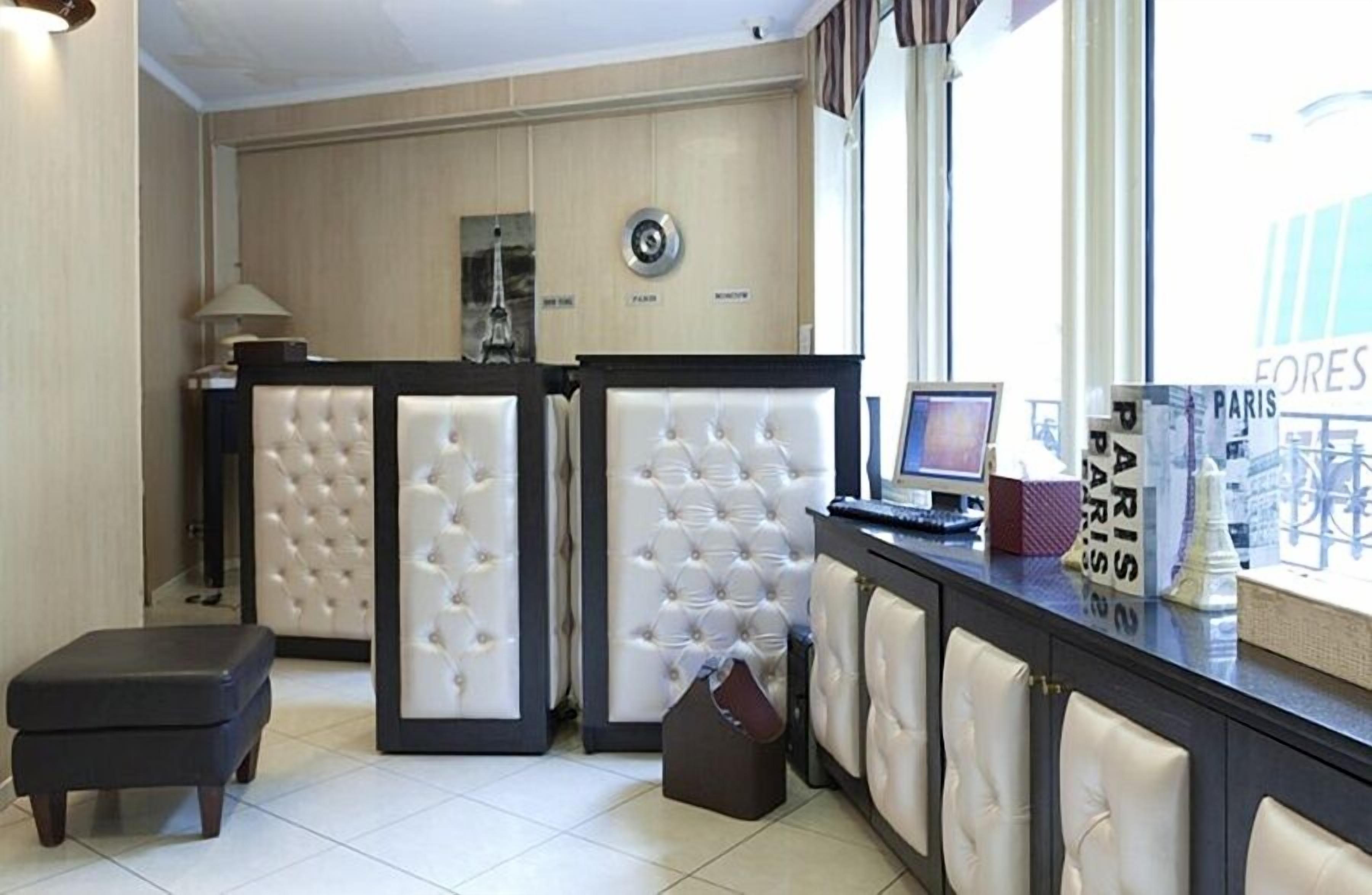 Riviera Renovated Hotel 3*
