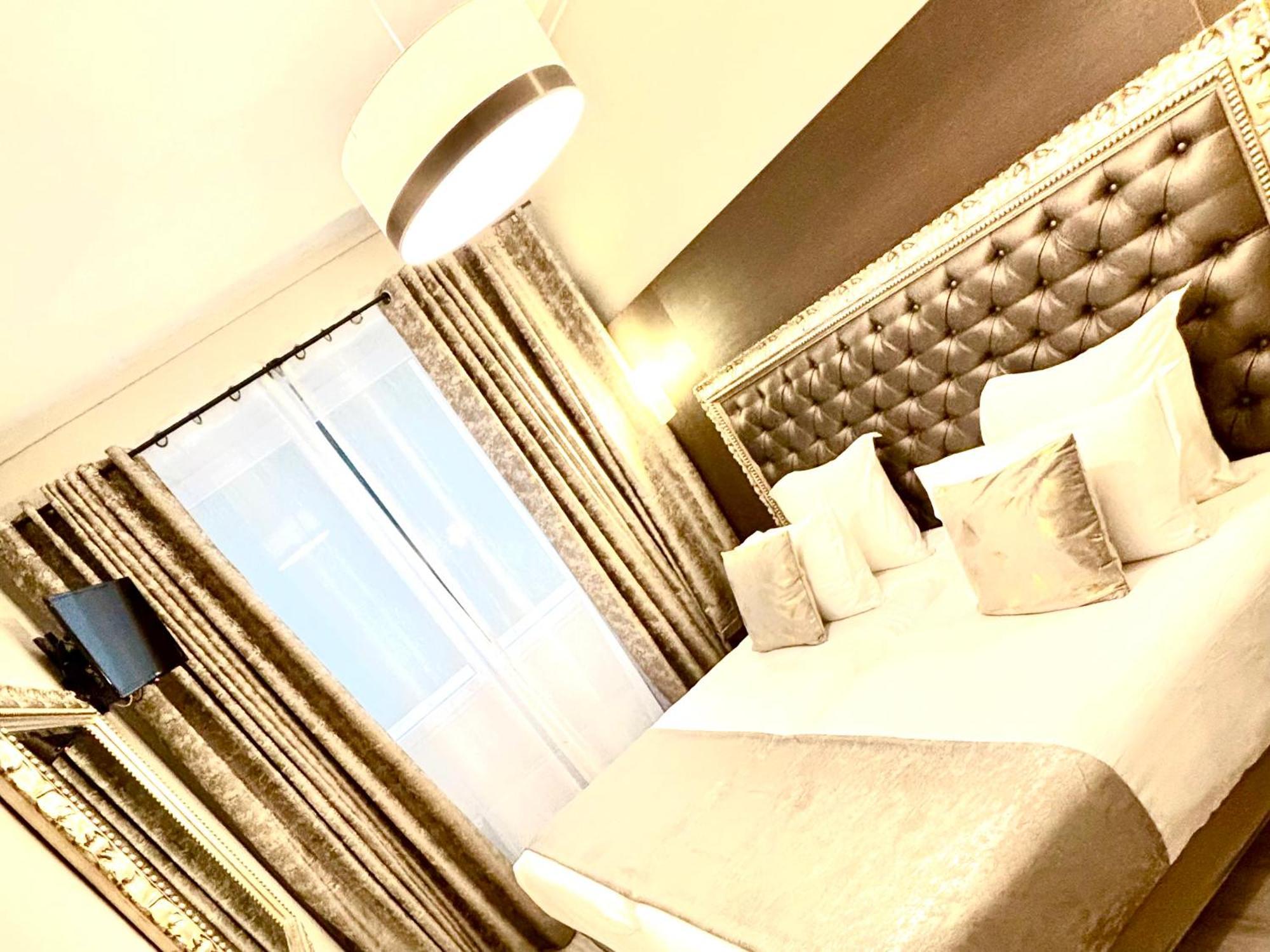 Hotel Riviera Opera Cadet 3*