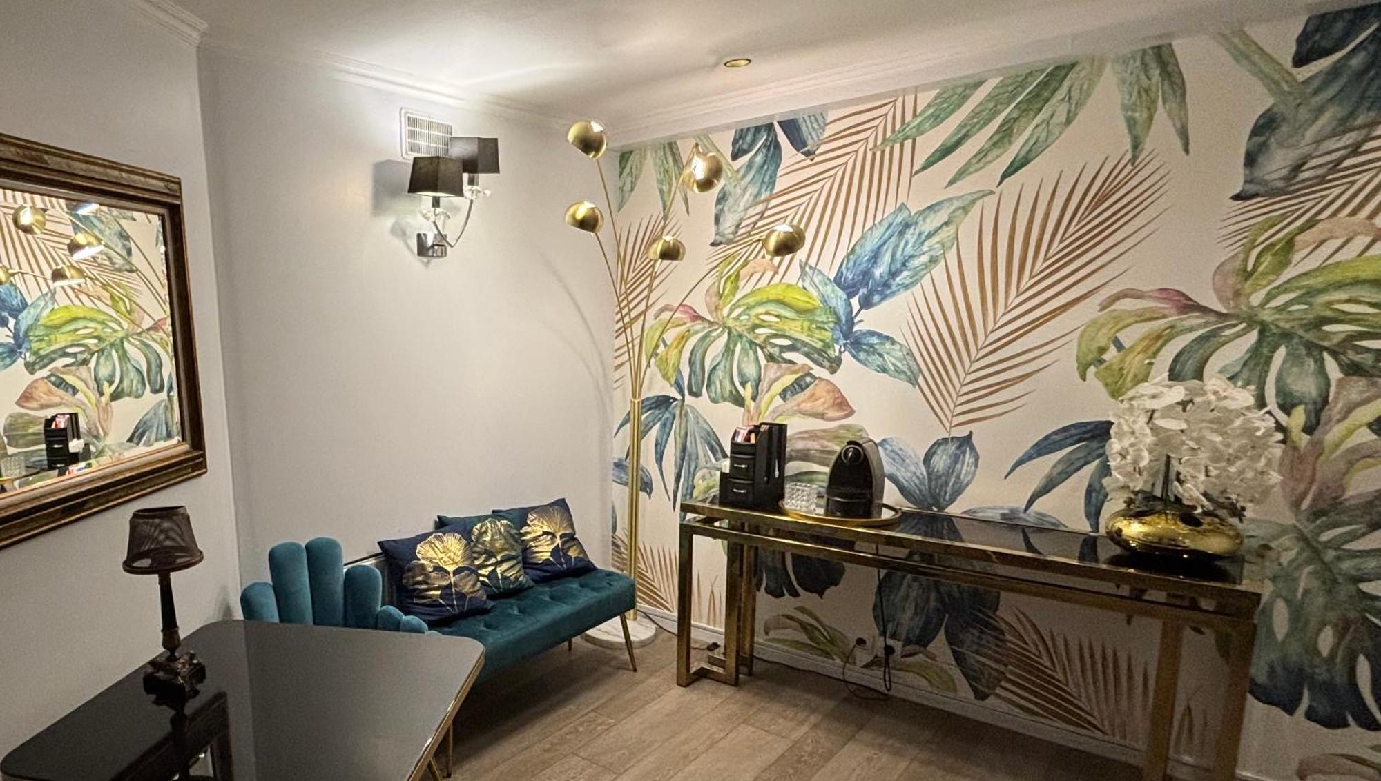 Riviera Opera Cadet Paris