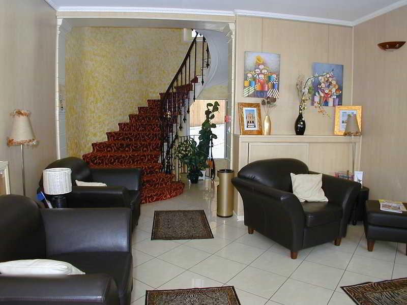 Riviera Renovated Parigi